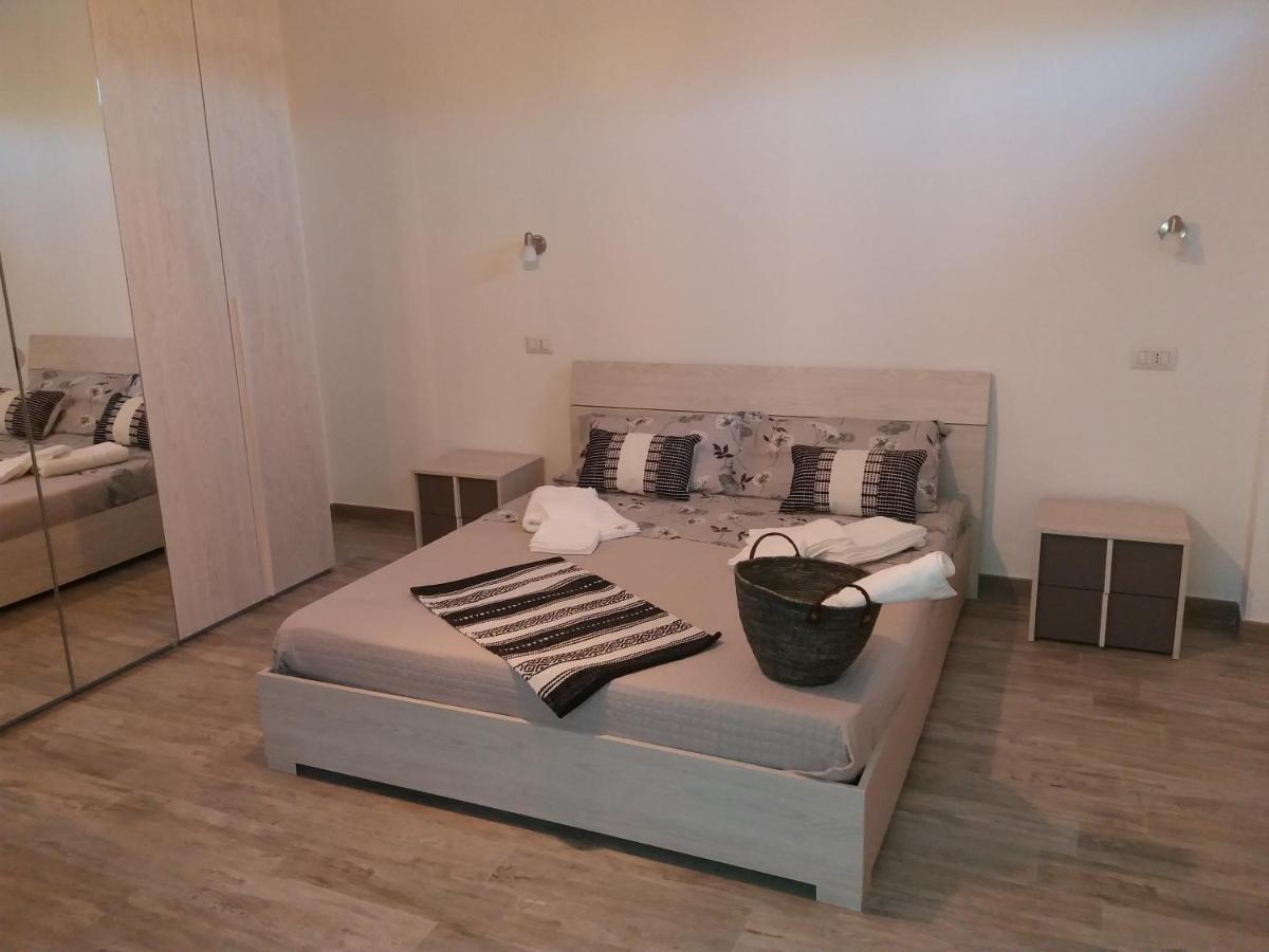 Viche Viche Bed & Breakfast Orgosolo Bagian luar foto