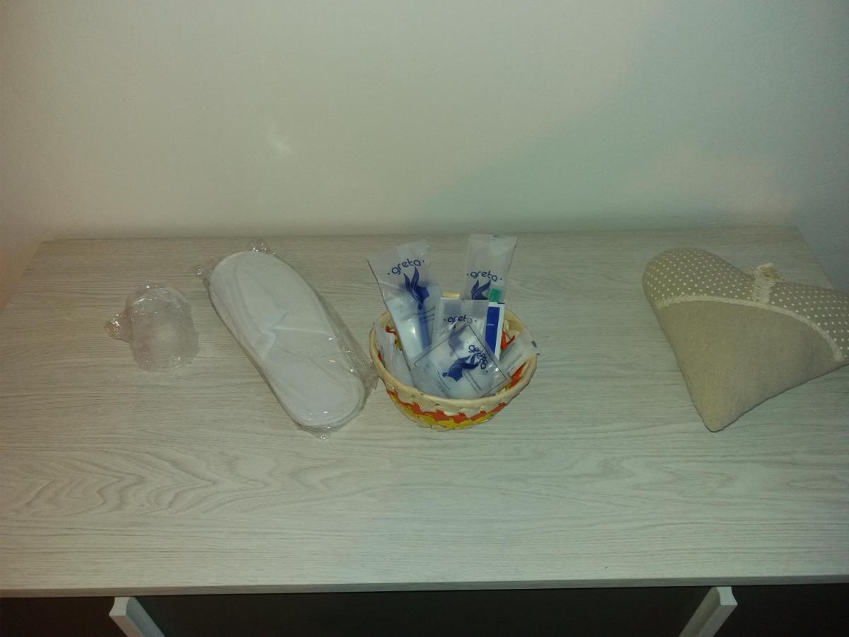 Viche Viche Bed & Breakfast Orgosolo Bagian luar foto