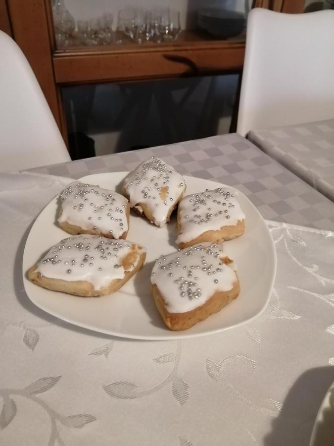 Viche Viche Bed & Breakfast Orgosolo Bagian luar foto
