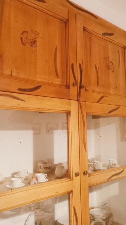 Viche Viche Bed & Breakfast Orgosolo Bagian luar foto