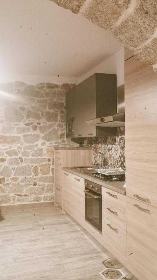 Viche Viche Bed & Breakfast Orgosolo Bagian luar foto